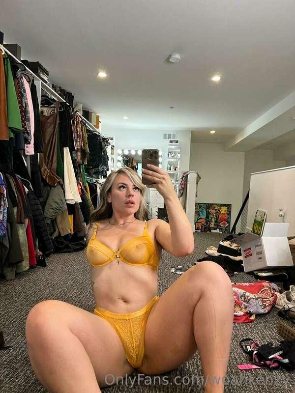 Monday Mornings 💛
