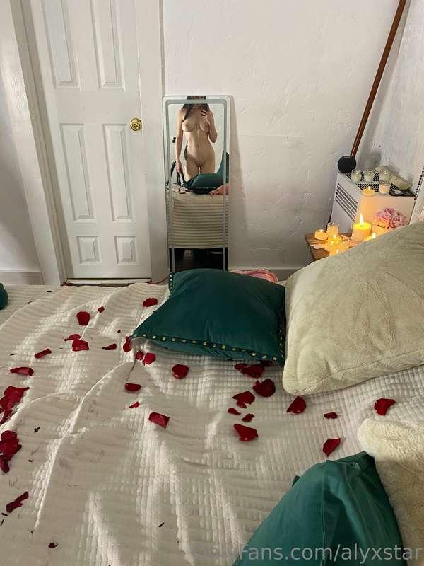 a little peak into what is coming valentines day... hint hin..