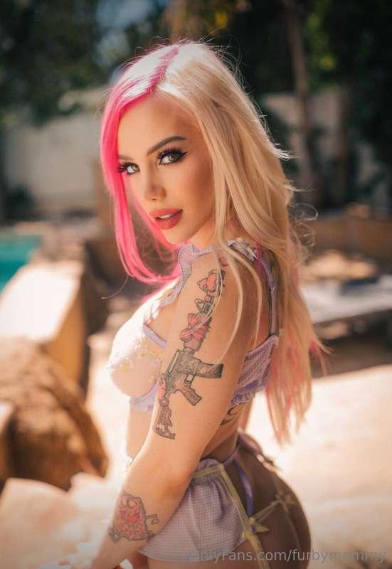 how can I make u cum today babe? 😋😏💦