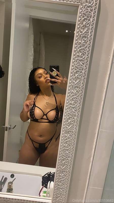 Love to tease them 😍💕
