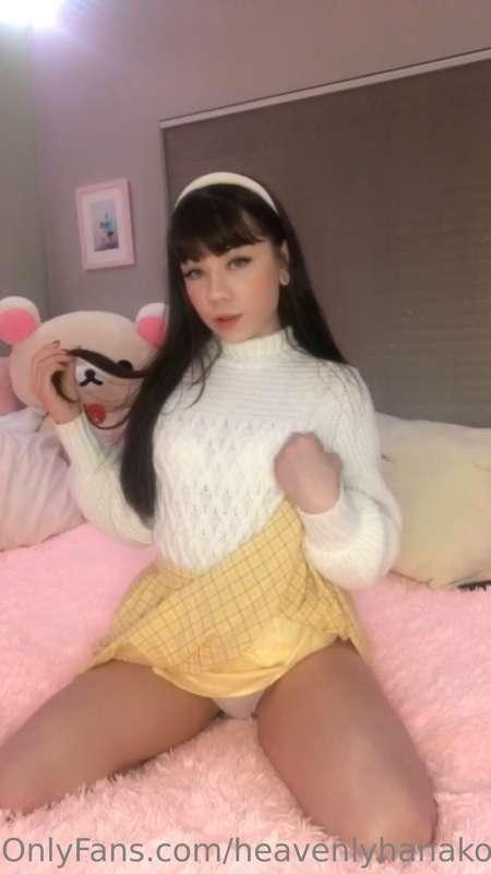 This weeks look 🤍 top fans there will be a cute fingering vi..