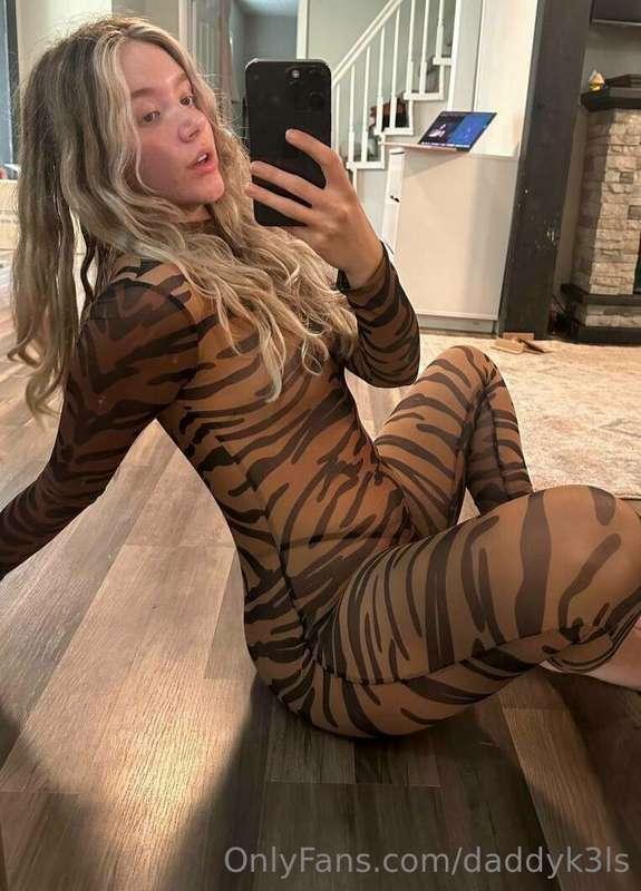 How can you resist this? hehe dm me now