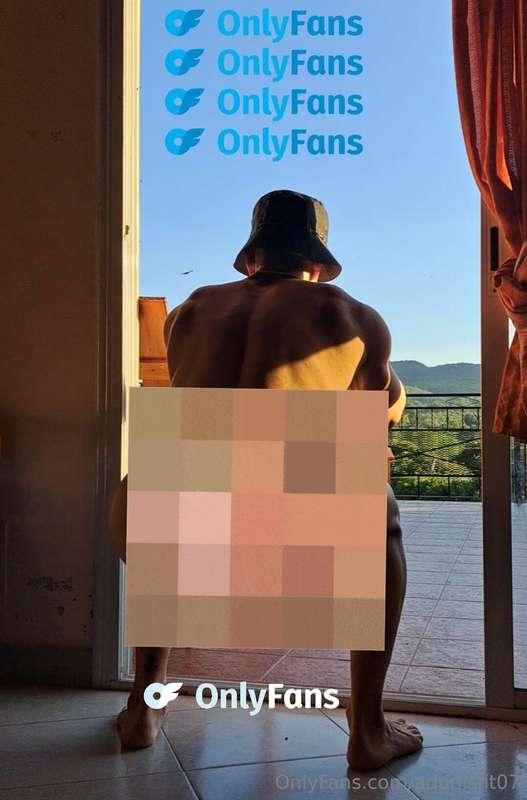 Look how I train naked and then I cum a lot 💦😋🍆
