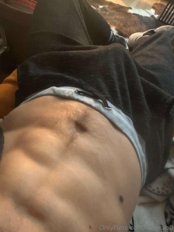 Just stretching out my pants