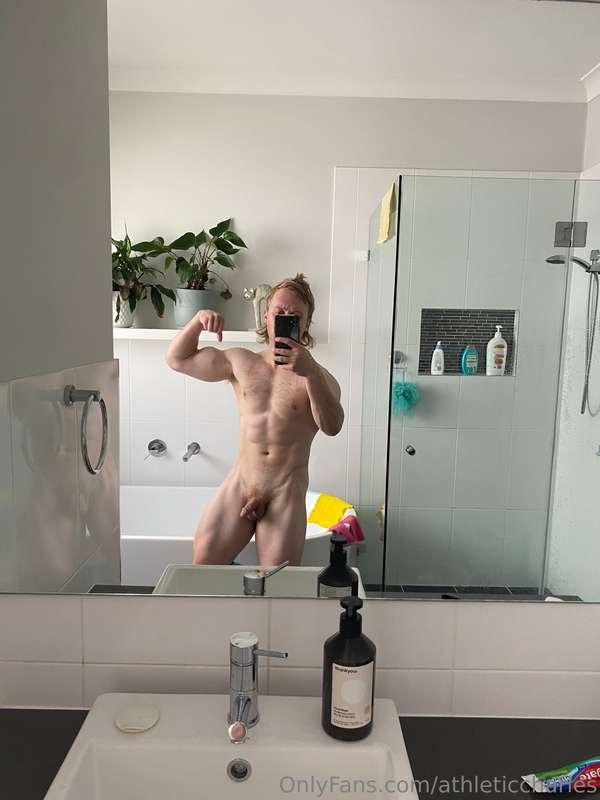 Mirror flex 💪