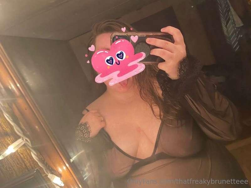 do you like mirror selfies? 🥺