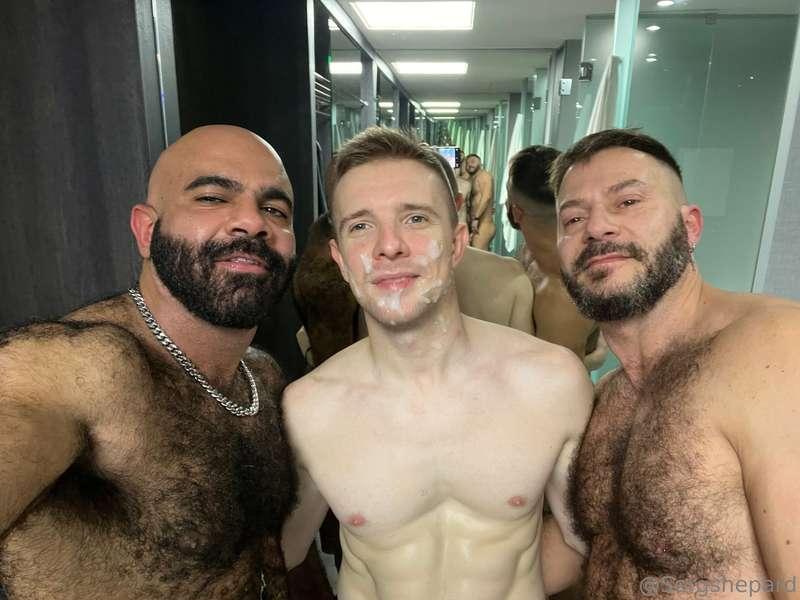 Aftermath with @amirfuxxx and @xuxobcn 💦💦💦  🎥 “Cover me in c..