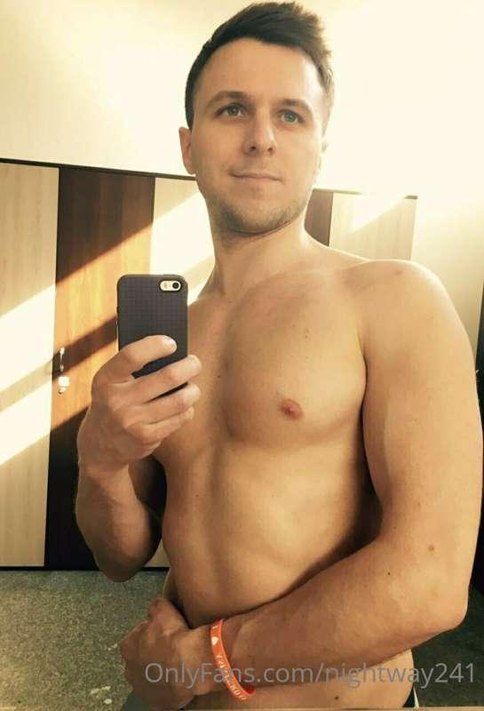 Hey guys!  😛 Welcome to my free page 🤗
Will glad to have tip..