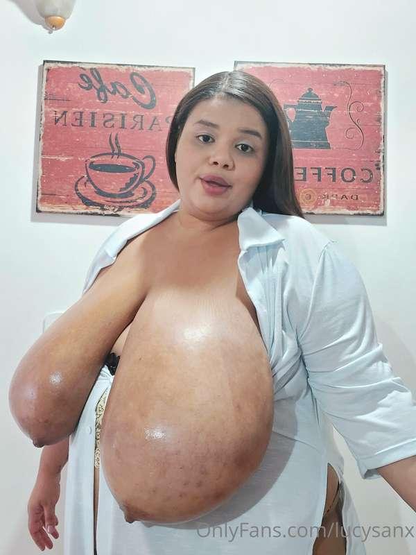 lucysanx image #0