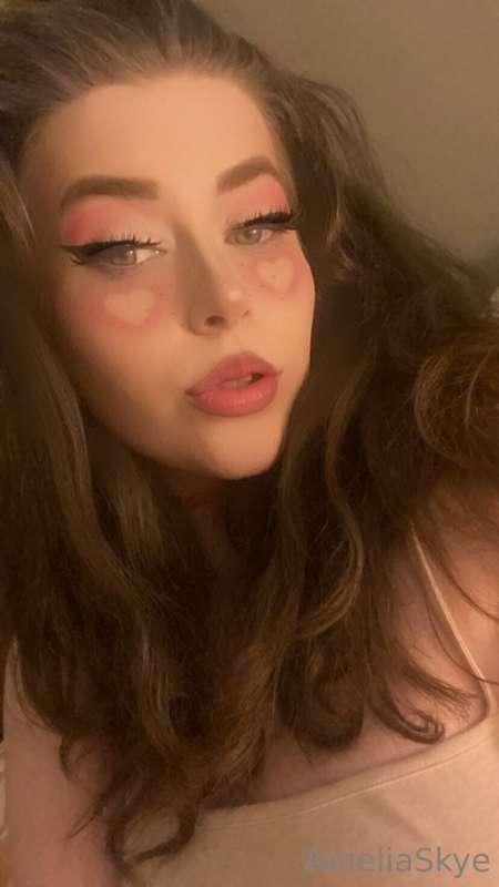 Goodnight guys 💖 spend some time with family today for Easte..