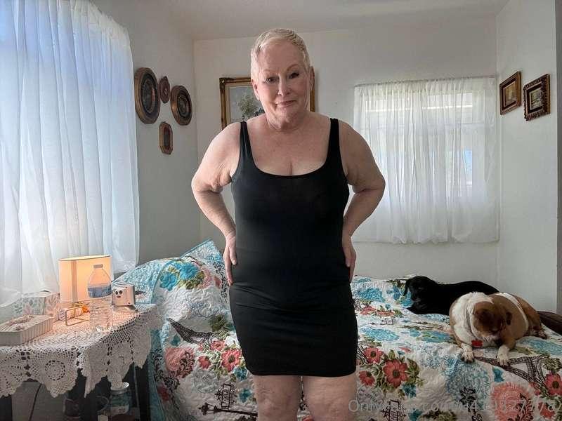 Are you an ass or a tit guy? 😈