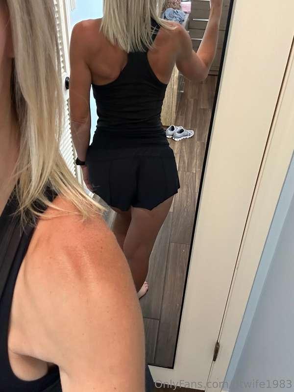 Tuesday Tits and Ass, and some Taco