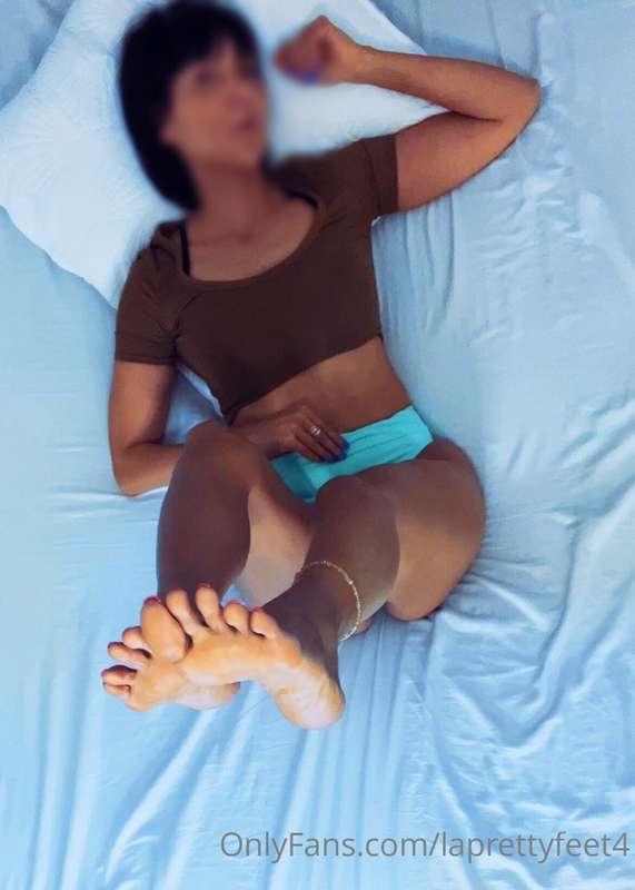 Ohh my loves what would you do with my feet? 
Massage them? ..
