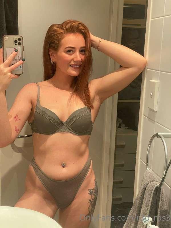 Do you prefer matching underwear or not matching underwear?😉