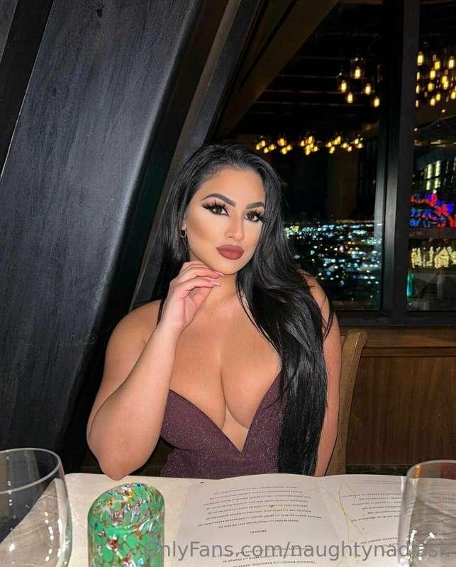 We're out on the town, what do you order for me to get me in..