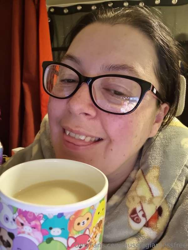 It's cold, I have a nice cuppa you can warm up in 😏