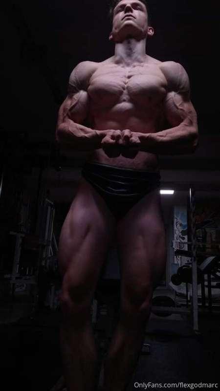 The most shredded video i have ever been !  For custums msg ..