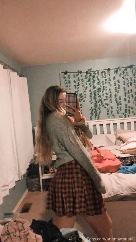 ariannaranai02 image #0