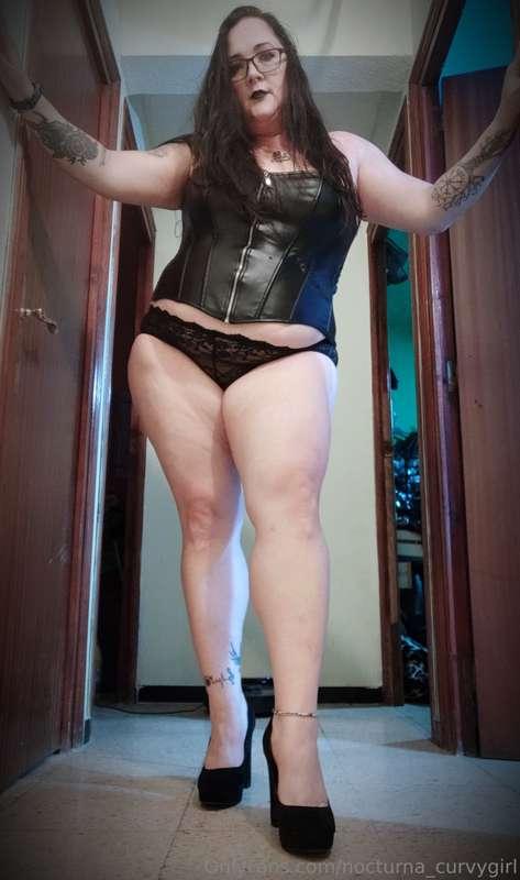 ¿Qué tal los primeros días del año? Yo con mi corset de cuer..