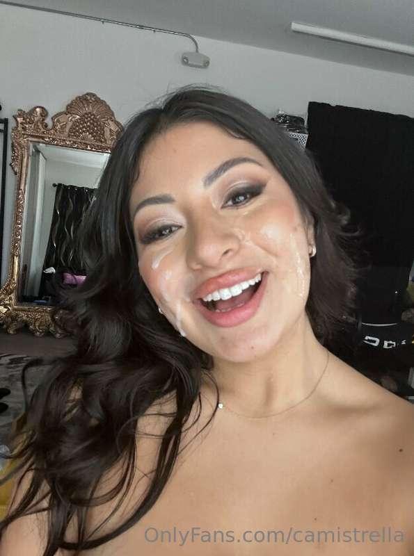 I got birthday cake frosting all over my face 💦