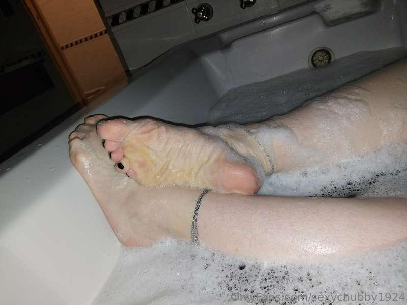 sexychubby1924 image #2