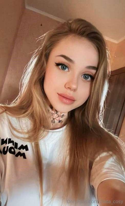 @sexy_ariel 💦💦 I want to look into your eyes and feel your d..