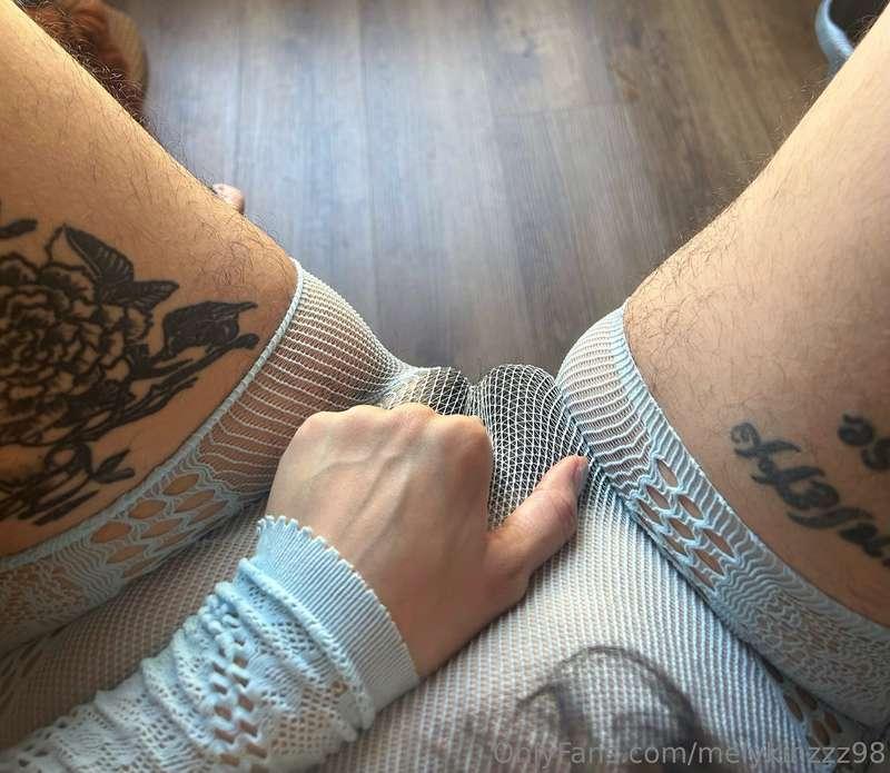 melykinzzz98 image #0
