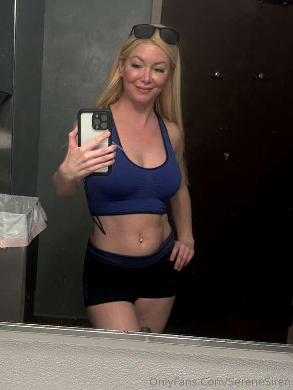 Fill this fundraiser goal if you want to see me LIVE and NUD..