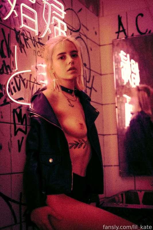 pinkpanic image #4