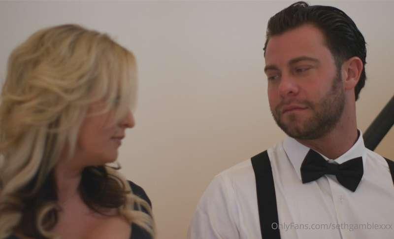 Who wants to see this BRAND NEW scene with @stormydaniels