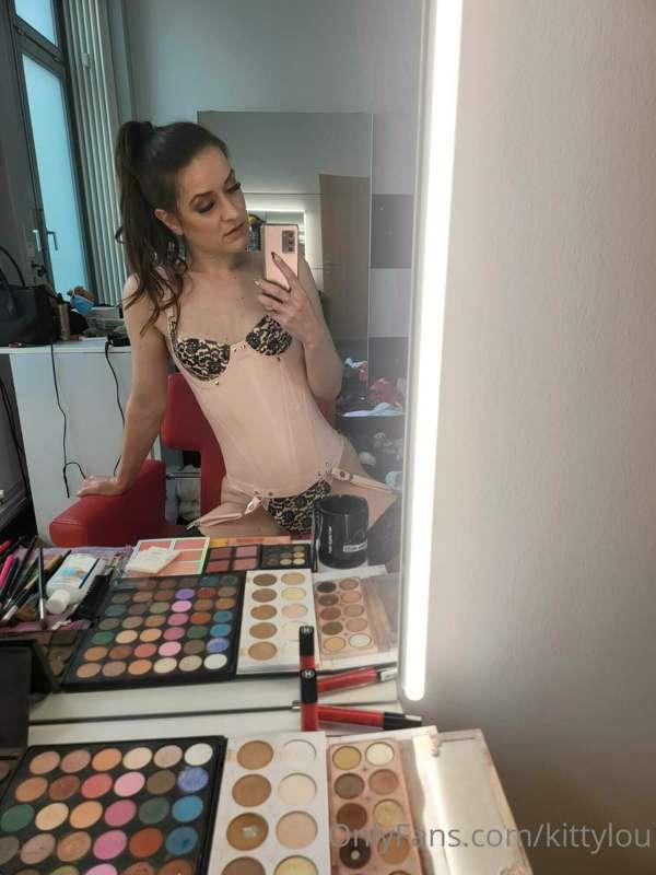 📸 Wir sind wieder am Shooten und es geht heiß her 🥵
Das Vide..