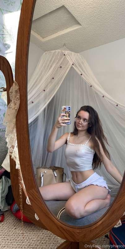 Check your dms😘