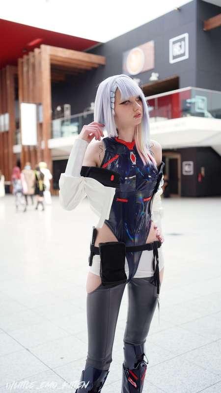 actually I cosplayed Lucy at London comic con recently ! did i pull it off ?

#cyberpunk #cosplay #cosplaygirl #cosplayer #bodysuit #anime #nerd #pale