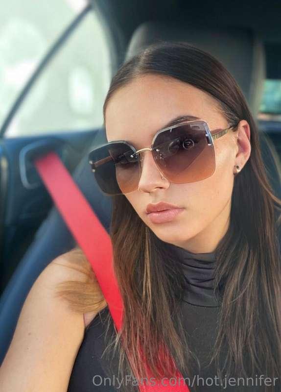 do you like my new sunglasses?😎😎