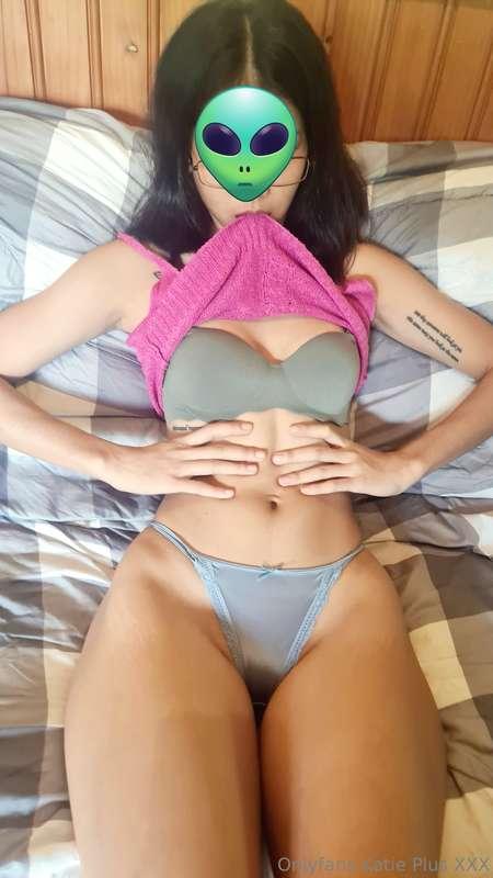 I wonder what you think about my body 🙈🙈