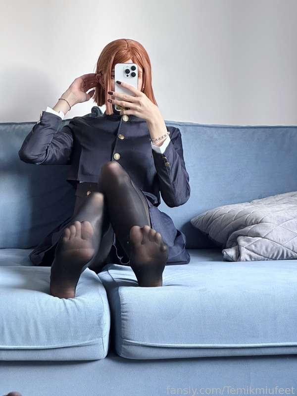 temikmiufeet image #2
