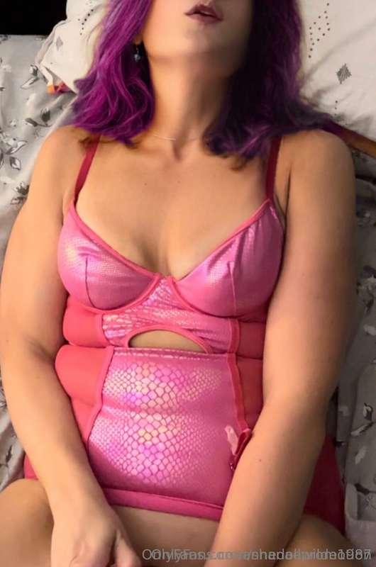 @shanaewilde1987  Hi! I’m Nurse Shanae Wilde. I love being a..