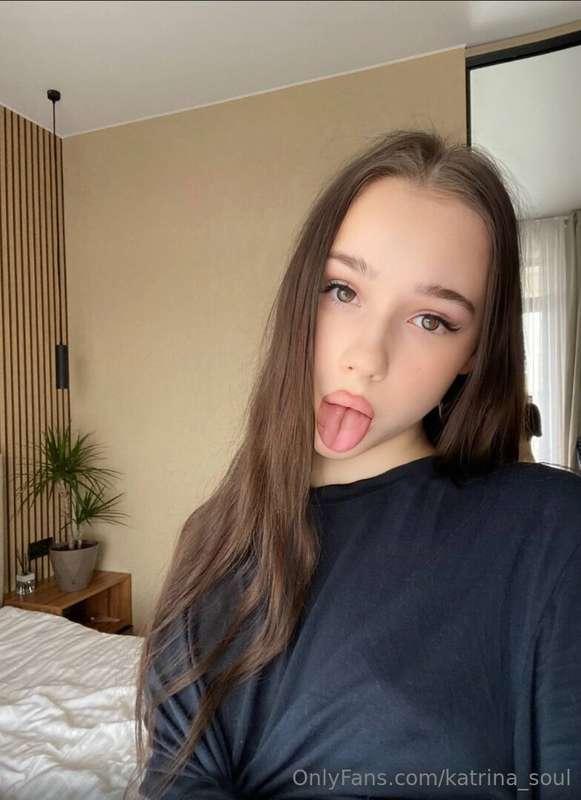 🔥𝗙𝗥𝗘𝗘 𝗢𝗡𝗟𝗬 𝗡𝗢𝗪🔥
FINALLY 18 @emilia_princess make FREE 
SUB F..