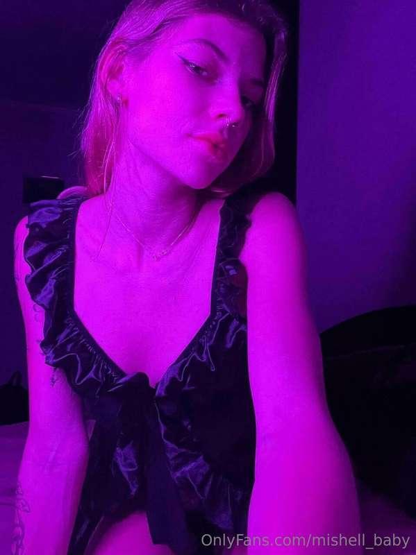I turned off the lights and chose my favorite lighting, chan..