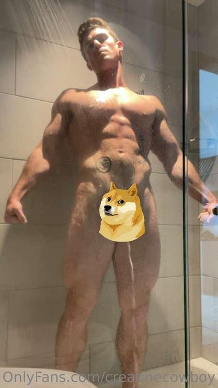 Shower after a shoot in Columbus yesterday
(No, Onlyfans, I ..