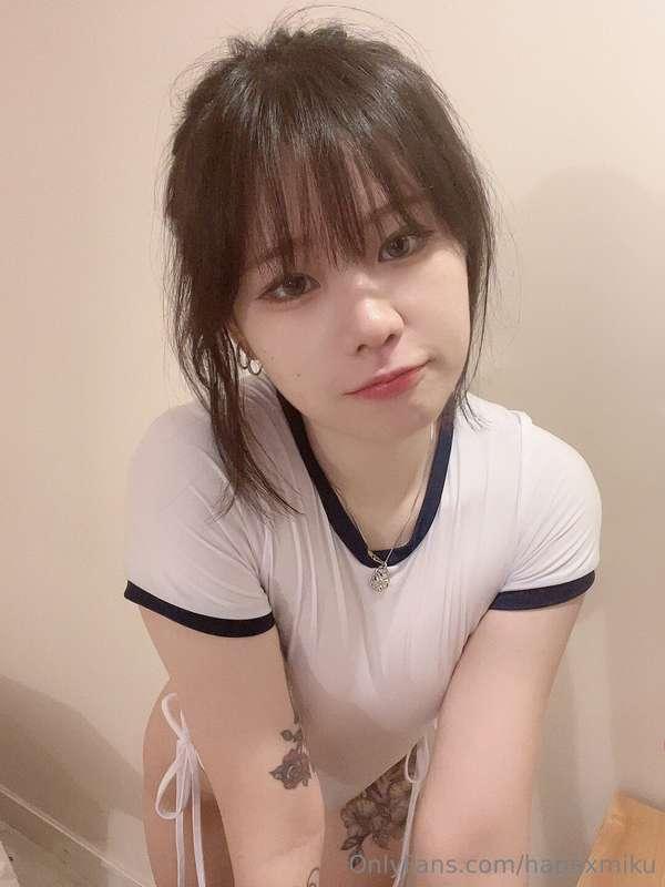 Do I have your attention now? 👉👈