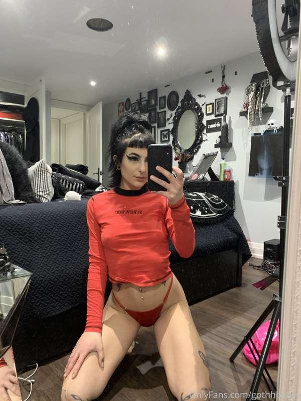 I loved how my nipples looked in this 🥺