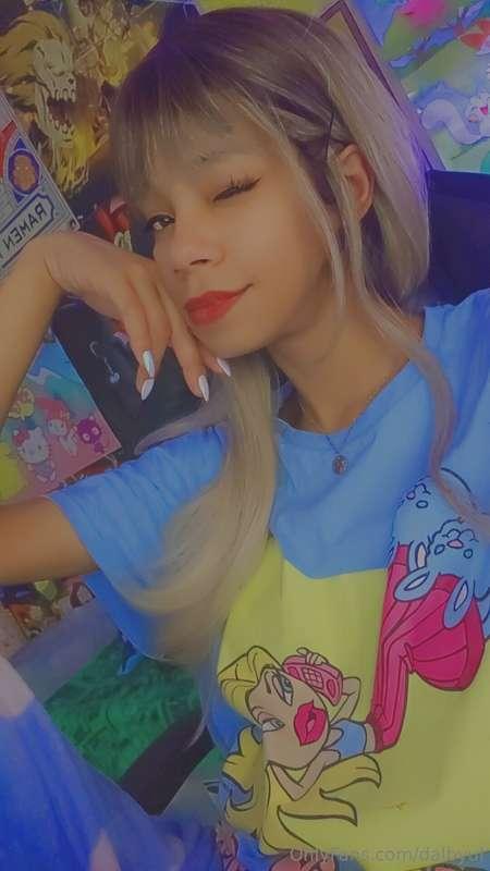 I feel so pretty ~ are you dressing up for Halloween? Are yo..