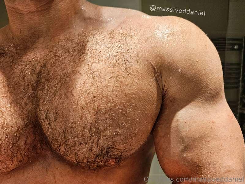 Love how huge they grown 😝 send a tip to make them grow even..