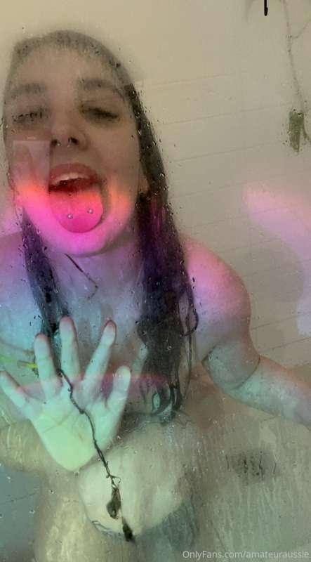 👅