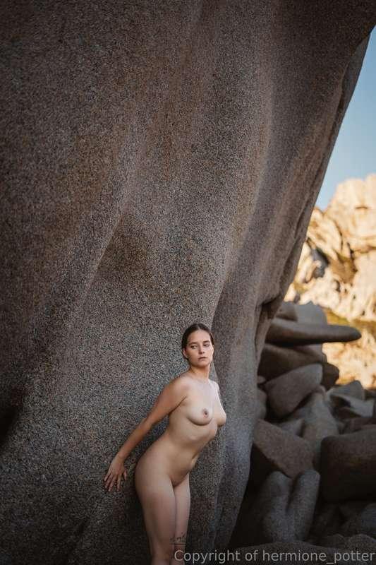 Onlyfans vs reality 😂 For more realness here 😜