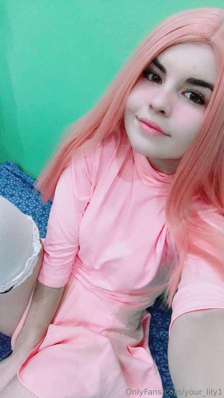 I think I look pretty in pink. What do you think? Do I look ..