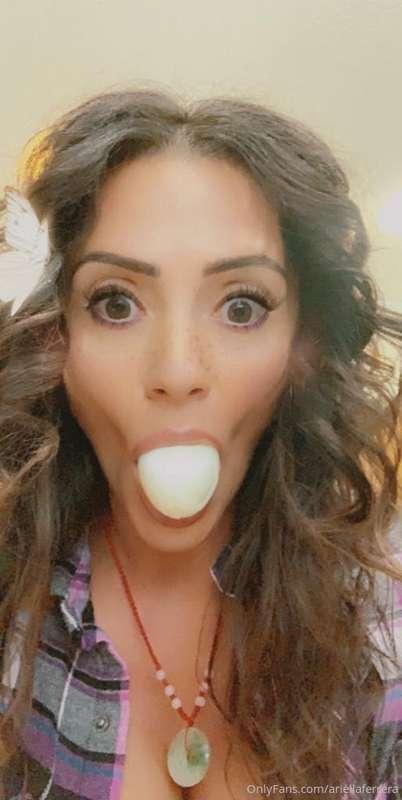 happy Easter, babes🐰🐰🐰I know what I want in my mouth today 👅..