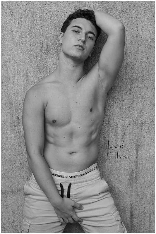 @twinklatinoxxx by @martintoye © Rosario, Febrero 2024