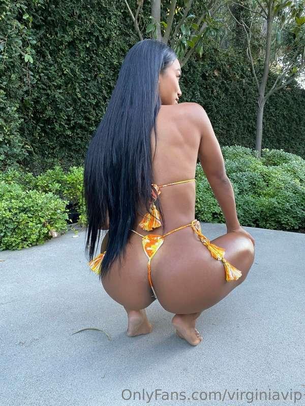 Wanna see this ass in motion babe? Cum check your DMs for su..